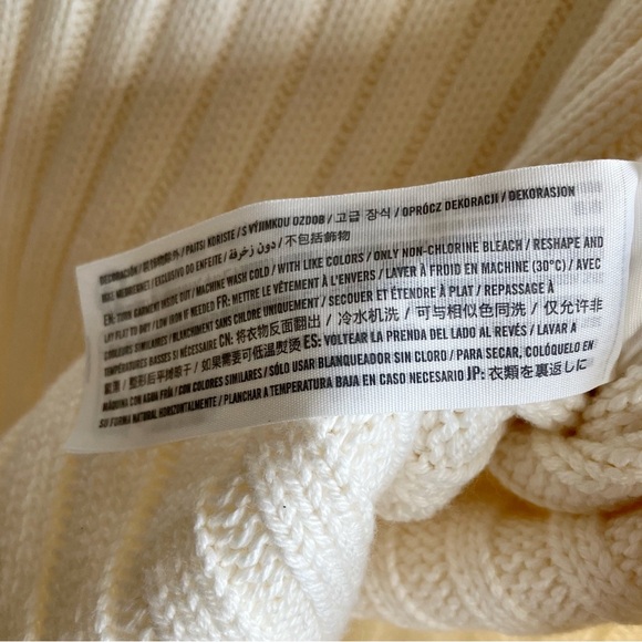 Abercrombie & Fitch Ribbed Knit Mock Neck Pullover Sweater Size M Ivory Cotton - Picture 12 of 14